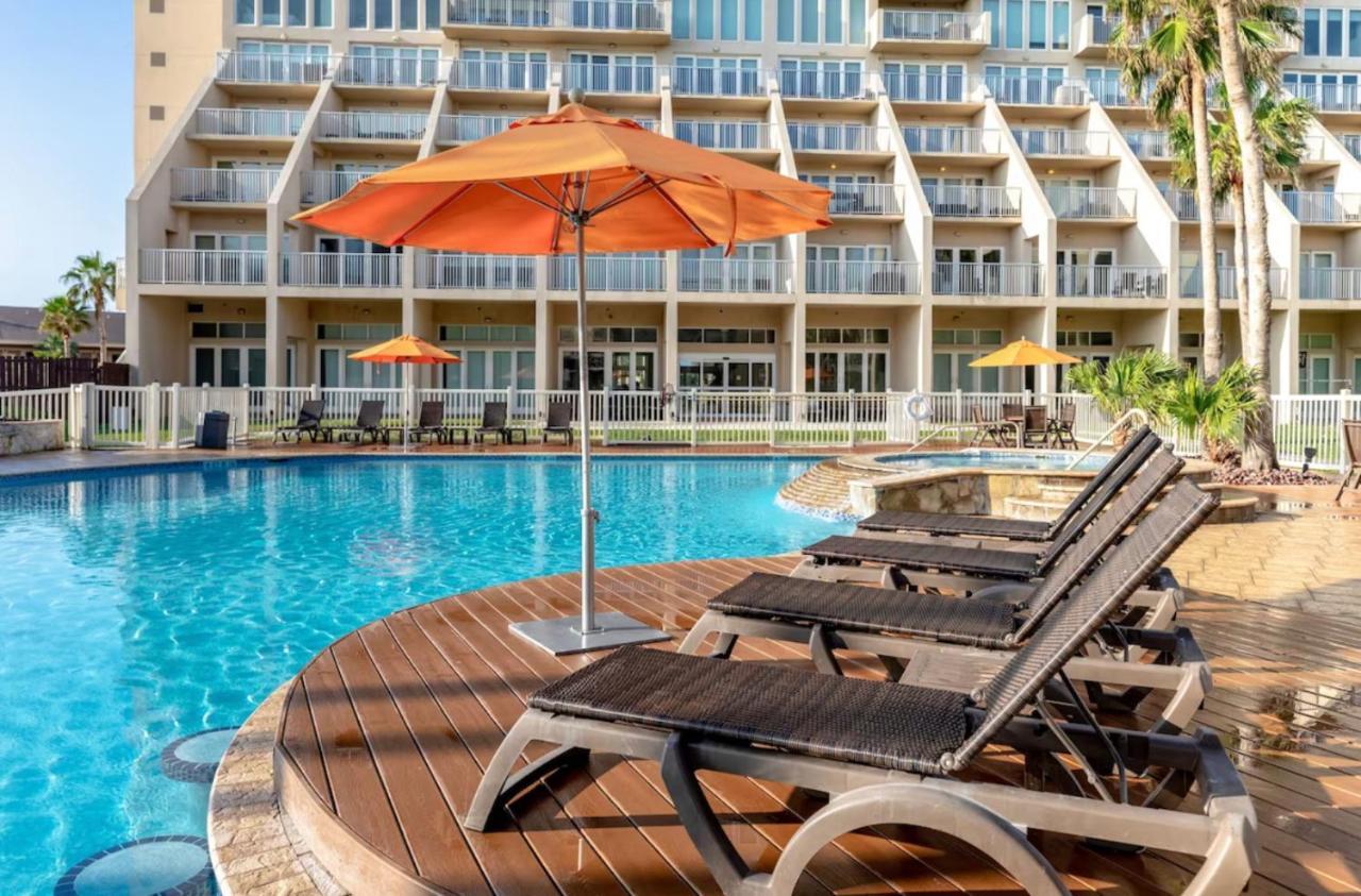 Ocean Breeze Retreat 2Bed 2Bath, Heated Pool! Apartman South Padre Island Kültér fotó