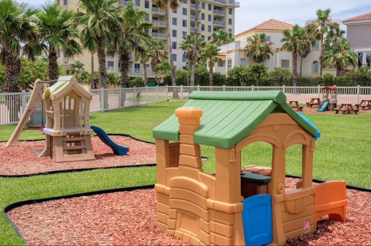 Ocean Breeze Retreat 2Bed 2Bath, Heated Pool! Apartman South Padre Island Kültér fotó