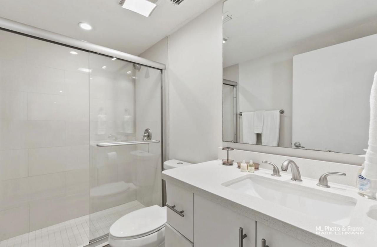 Ocean Breeze Retreat 2Bed 2Bath, Heated Pool! Apartman South Padre Island Kültér fotó